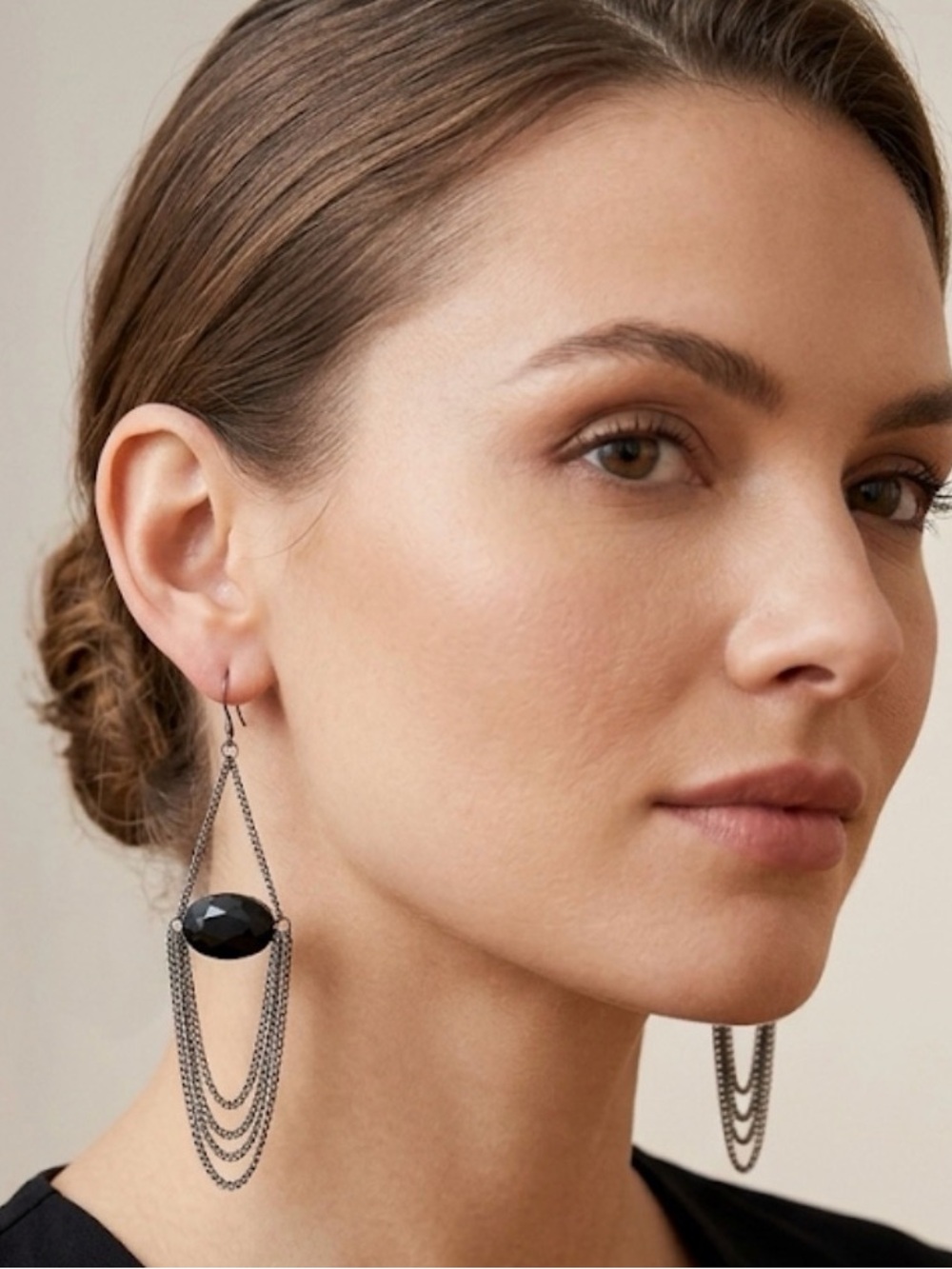 🦔 Black Acrylic Chain Dangle Earrings